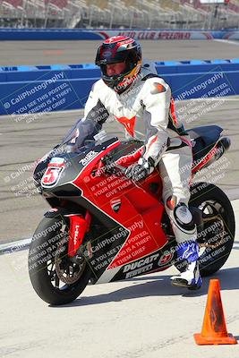 media/Aug-27-2022-Fastrack Riders (Sat) [[c588535105]]/Level 3/Grid/